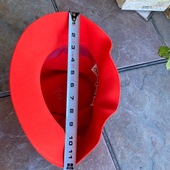 Vintage Adolfo Scarlet Hat with Feather and Gold Buckle - Picture 3 of 8